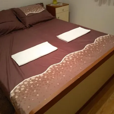 Forgac Apartment Vir